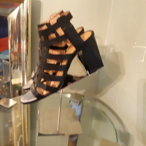 NWT Black Hayden Sandal - Picture 3 of 6